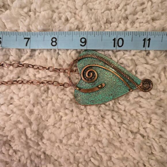 NWOT Copper Patina Heart Necklace Fashion - Picture 3 of 7